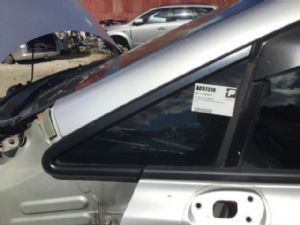 Honda Civic FD3 8th Gen 2005-2011 LF Quarter Glass