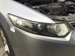 Honda Accord CW 2009-2011 R Headlight