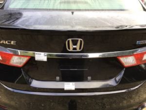 Honda Grace GM4 Boot Lid Centre Garnish