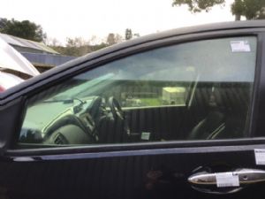 Honda Grace GM4 LF Door Glass