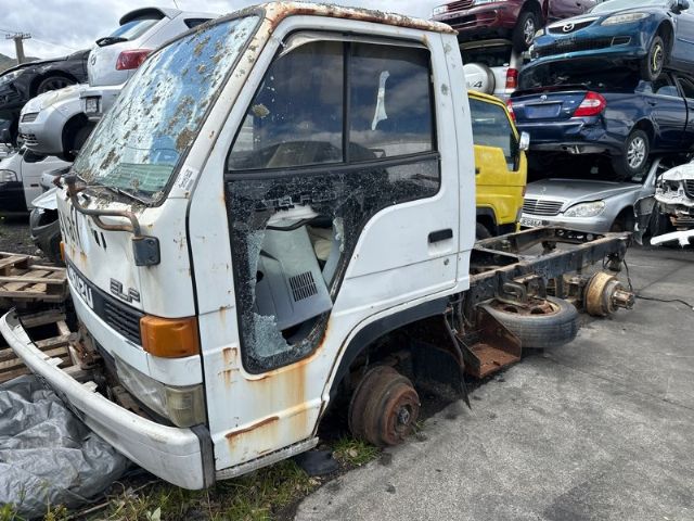 Isuzu Elf NLR85