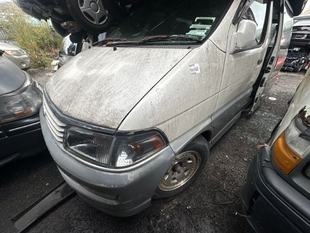 Toyota Granvia KCH40
