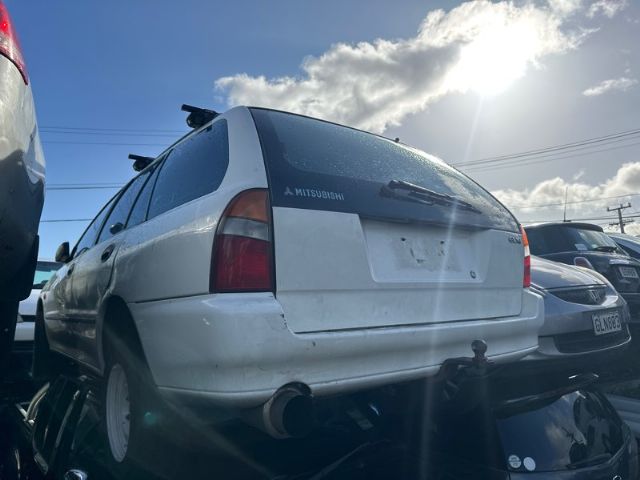 Mitsubishi Lancer CB5W 92-02