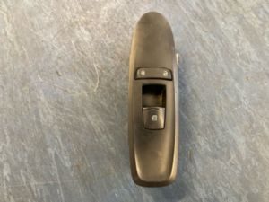 Mercedes-Benz X-Class W470 2017-2020 LF Window Switch