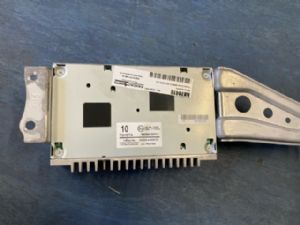 Toyota Crown AWS210 2015-2020 Stereo Amplifier