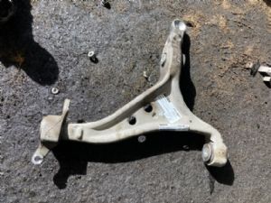 Mercedes-Benz M Class W166 2011-2017 RF Lower Arm