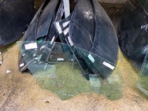 Jaguar F-Pace X761 2016-on RF Door Glass