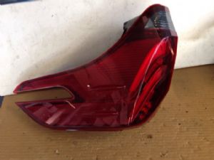 Toyota Alphard 3rd Gen 2015-2016 R Tail Light