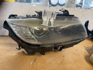 BMW 3 Series E90 320 2005-2012 R Headlight