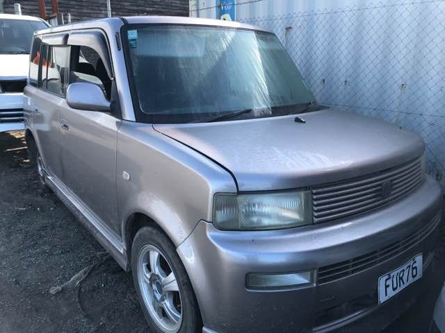 Toyota bB NCP30 2000-2005