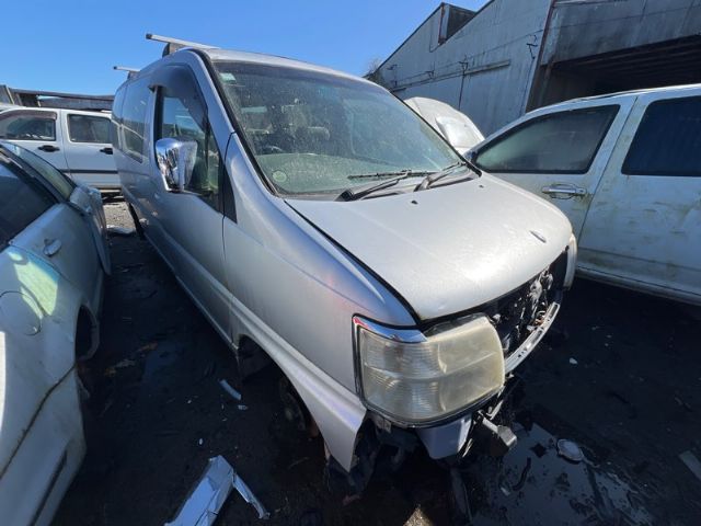 Nissan Elgrand E50 05/97-05/02