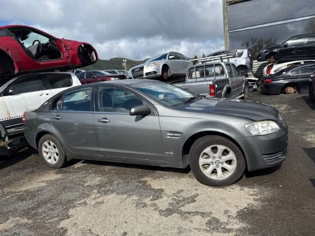 Holden Commodore VL 03/86-08/88