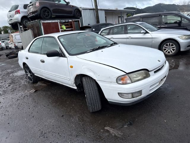Nissan Presea R11 1995-1999