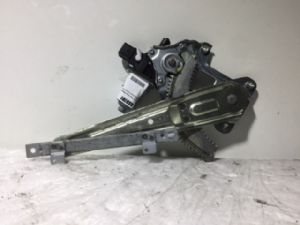 Mitsubishi Lancer CF LR Door Elec Regulator