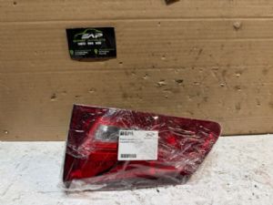 Lexus IS350 GSE21 2008-2010 R Boot Lid Garnish