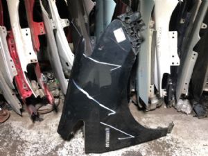 Toyota Prius V ZVW40 RF Guard/Fender