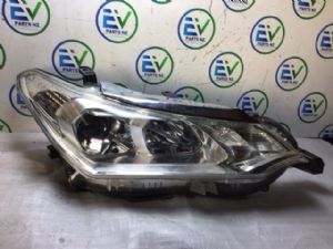 Toyota Fielder NZE165 R Headlight