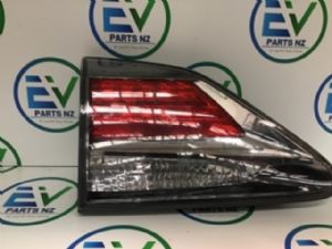 Lexus RX RX 450h 2009-2011 R Tailgate Light