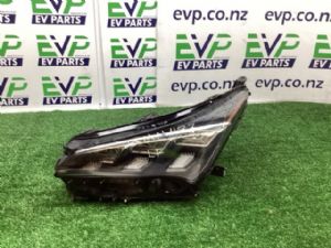 Lexus NX NX300h AYZ10 2015-2021 L Headlight