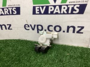 Honda Vezel RU3 Tailgate Catch