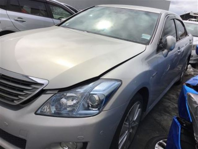 Toyota Crown S200 2008-2012