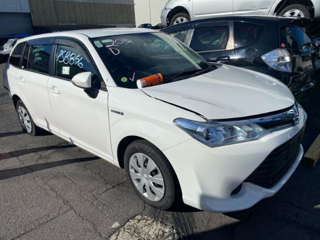 Toyota Fielder NZE165
