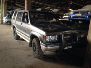 Isuzu Bighorn UBS25