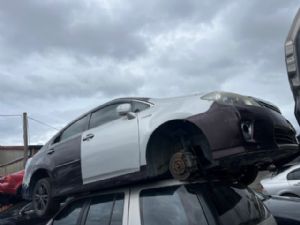 Toyota Sai AZK10