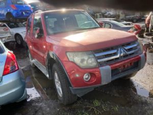 Mitsubishi Pajero V87W