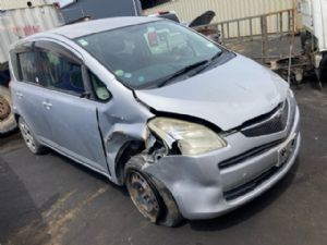 Toyota Ractis SCP100 2005-2009