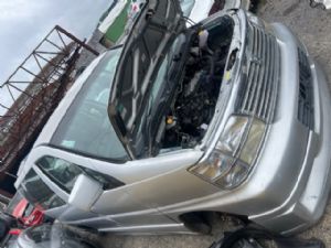 Nissan Elgrand E50 05/97-05/02