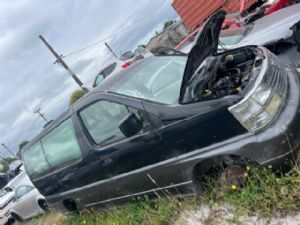 Nissan Elgrand E50 05/97-05/02