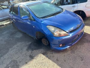 Toyota Wish ZNE10G 2003-2009