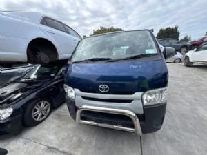 Toyota Hiace TRH201 03/05-on