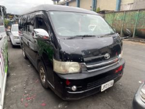 Toyota Hiace TRH214
