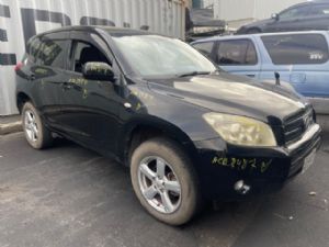 Toyota RAV4 ACA36