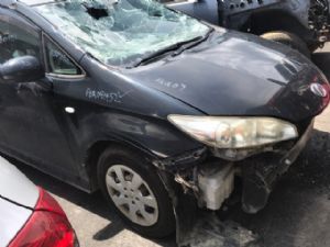 Toyota Wish ZGE 2009-2017