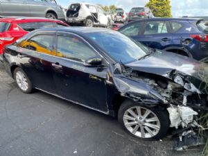 Toyota Camry AVV50