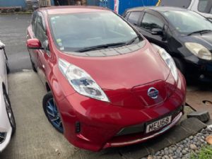 Nissan Leaf ZE0 2011-2016
