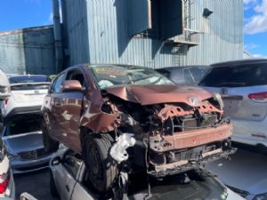 Toyota Ist XP110 2007-2016