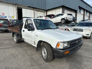 Toyota Hilux RN85