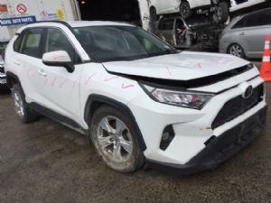 Toyota RAV4 AXAA54