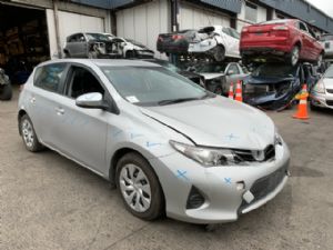 Toyota Corolla ZRE182