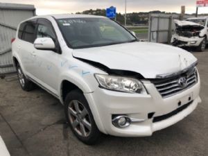 Toyota Vanguard ACA38
