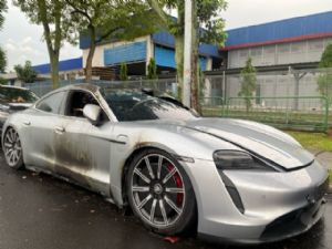 Porsche Taycan 4s