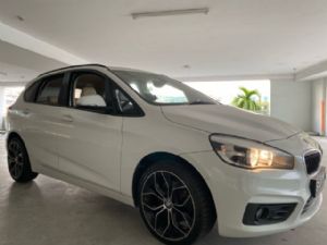BMW 218i F45
