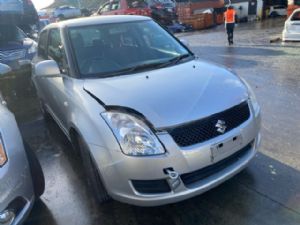 Suzuki Swift ZC71S 2004-2010