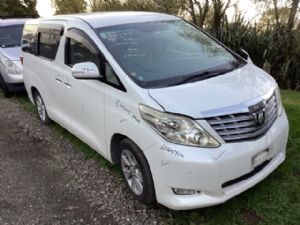 Toyota Vellfire GGH20W