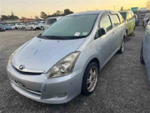 Toyota Wish ANE10 2003-2009