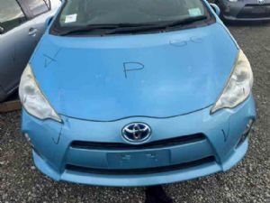 Toyota Aqua NHP10 2011-2015